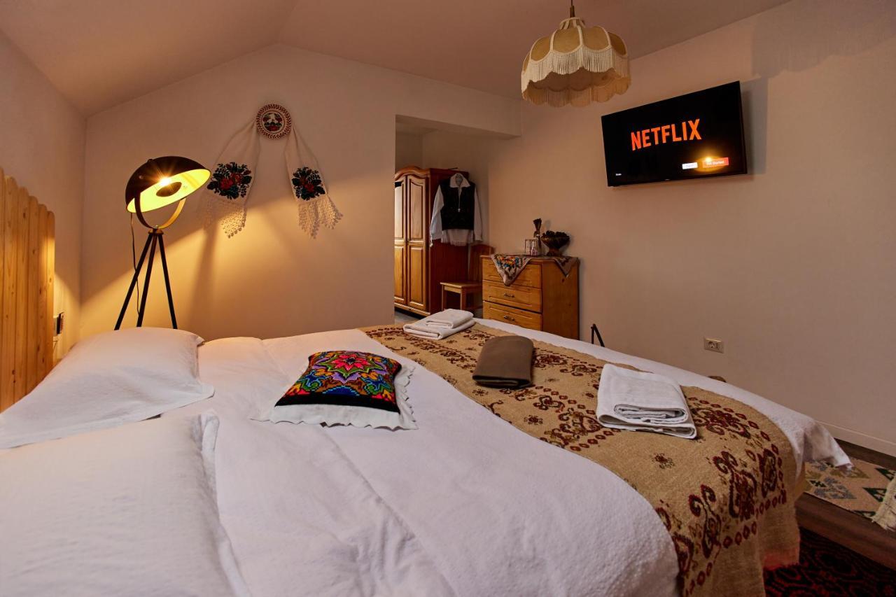 Gradina Lu' Ion "A Home Away From Home" (Adults Only) Vişeu de Sus エクステリア 写真